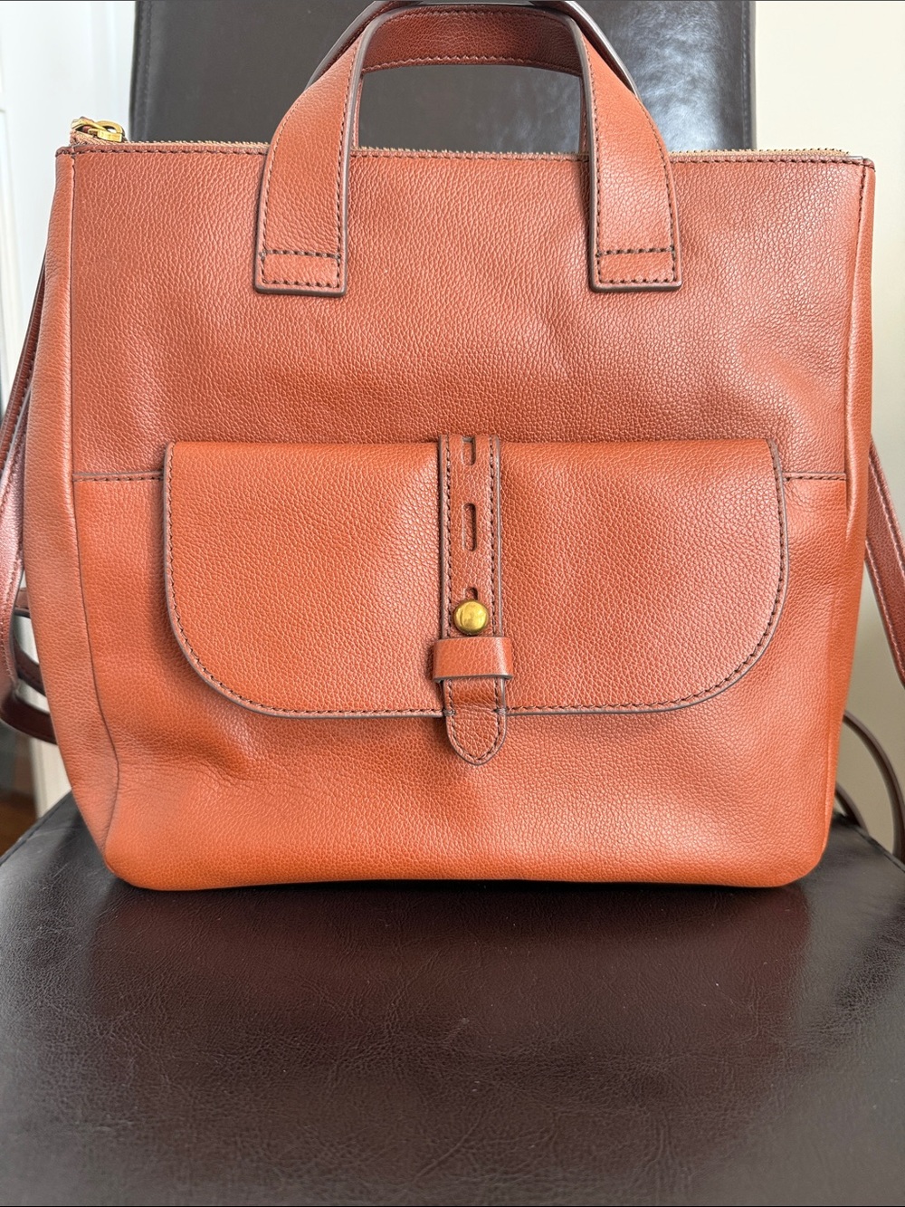 Fossil Leather Tote in brown with Front Pocket